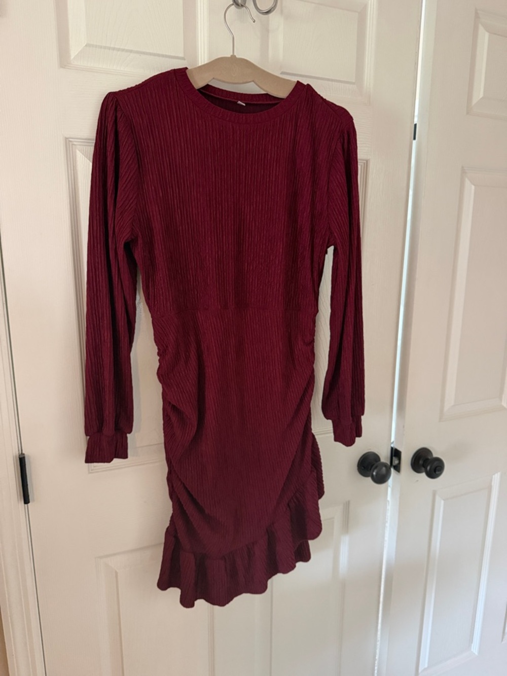 Long Sleeve Ribbed Burgundy Dress Ruched Bodycon Large 12-14 Like New Comfy Sexy